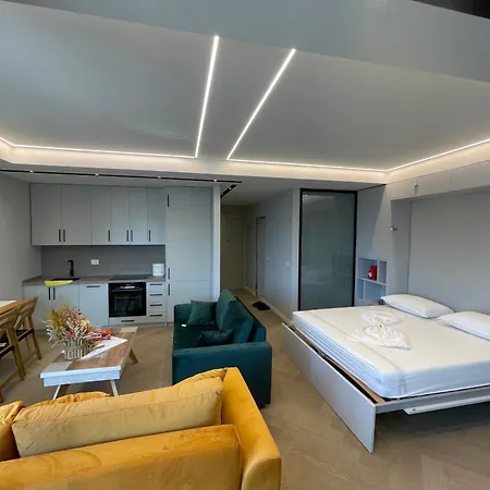 Luxury One Bedroom